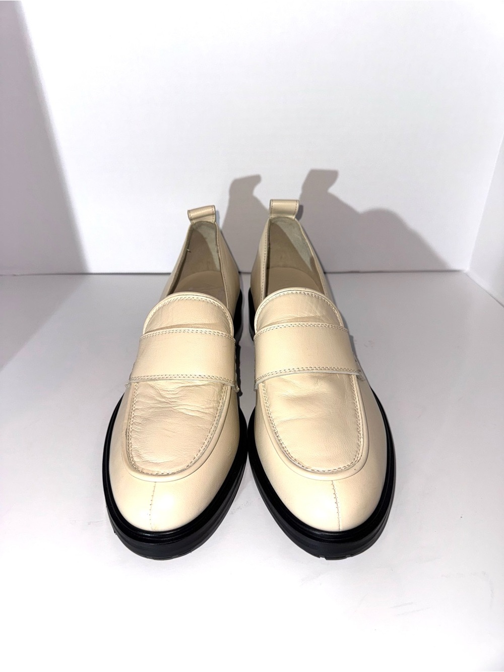Aeyde Ruth Loafers - Picture 2 of 6